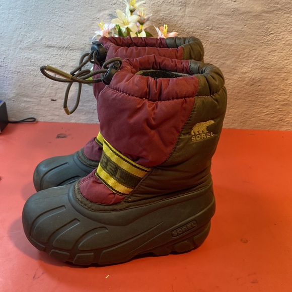 Sorel winter boots SZ 12 T - Picture 4 of 7